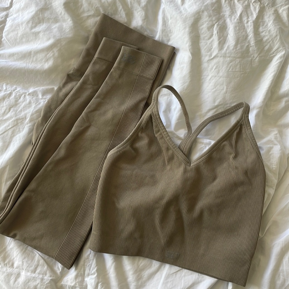 Set active Taupe Set